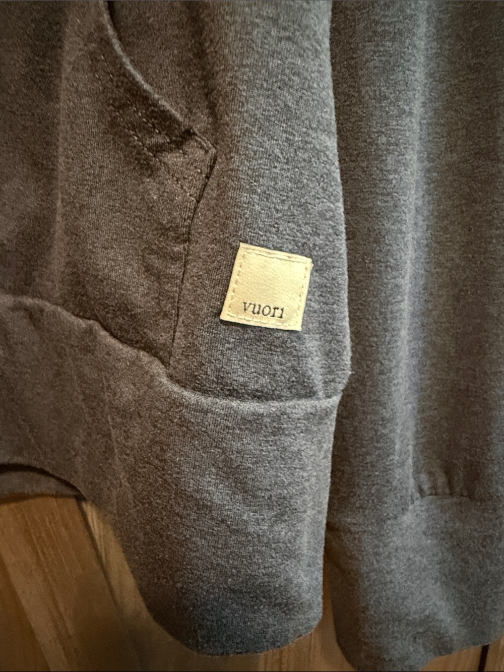 Vuori Halo Hoodie 2.0 - Picture 2 of 6